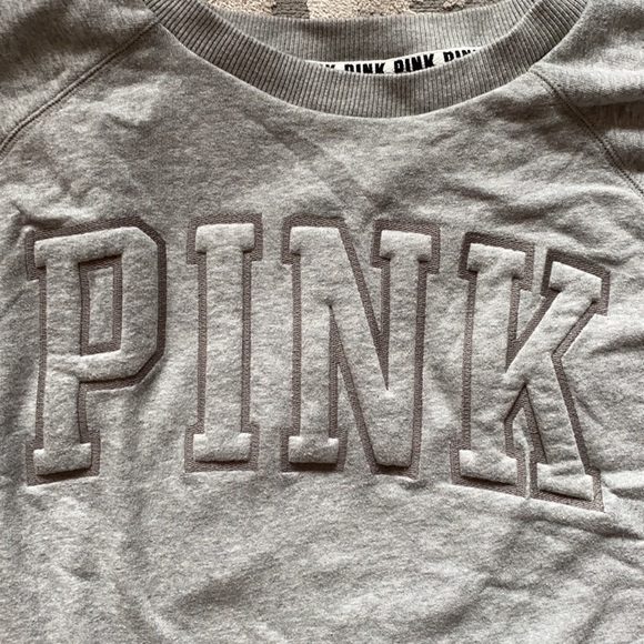 PINK Pullover Crewneck Long Sleeve - Picture 2 of 3